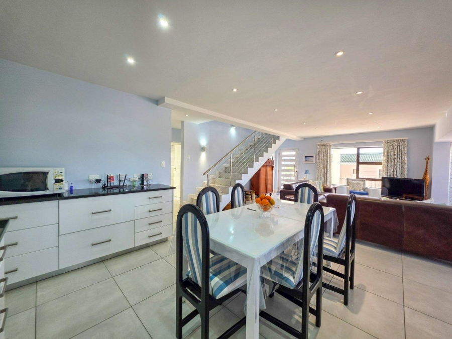 3 Bedroom Property for Sale in Stilbaai Western Cape